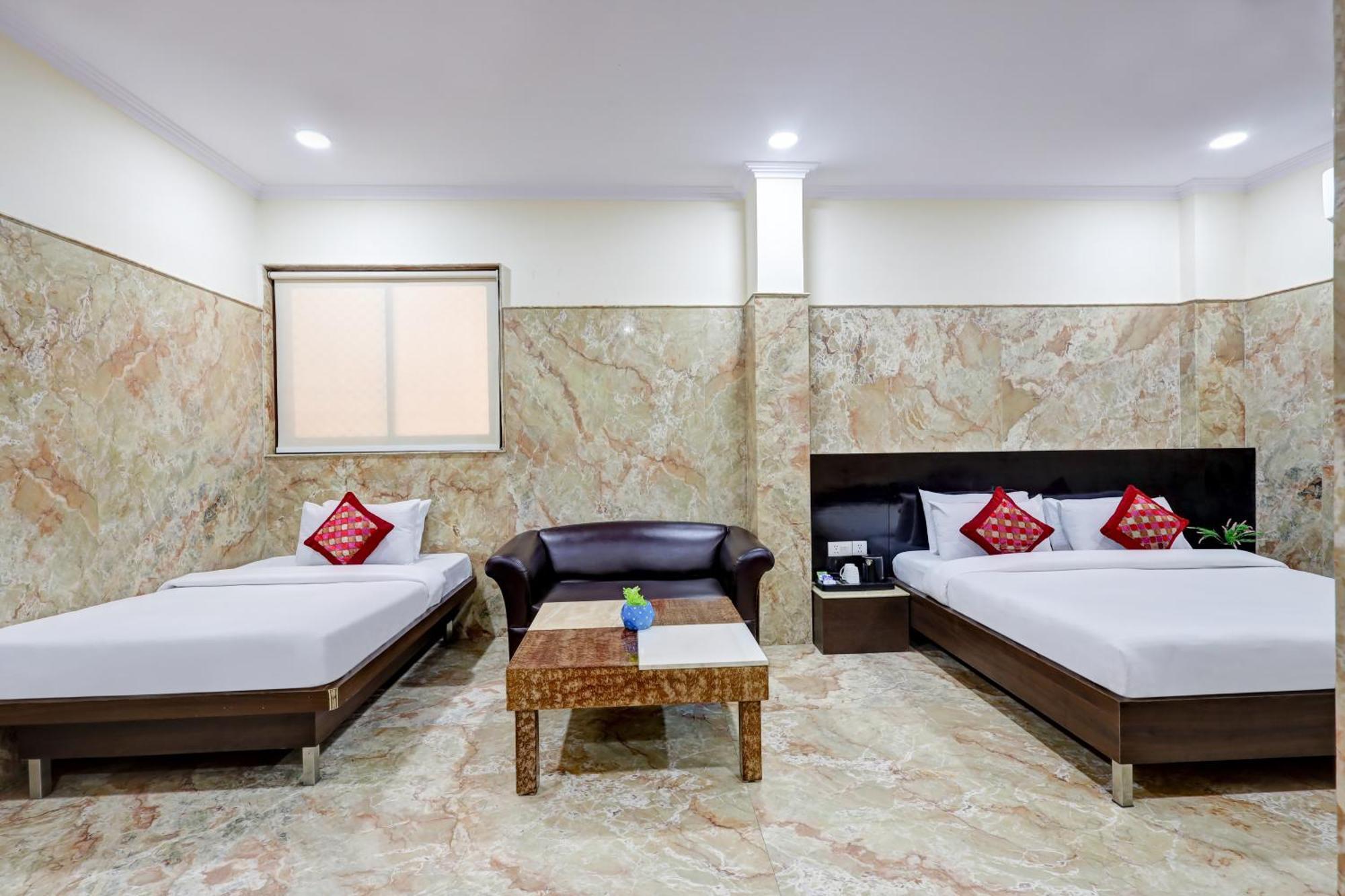 Hotel Singh Palace Делі Екстер'єр фото