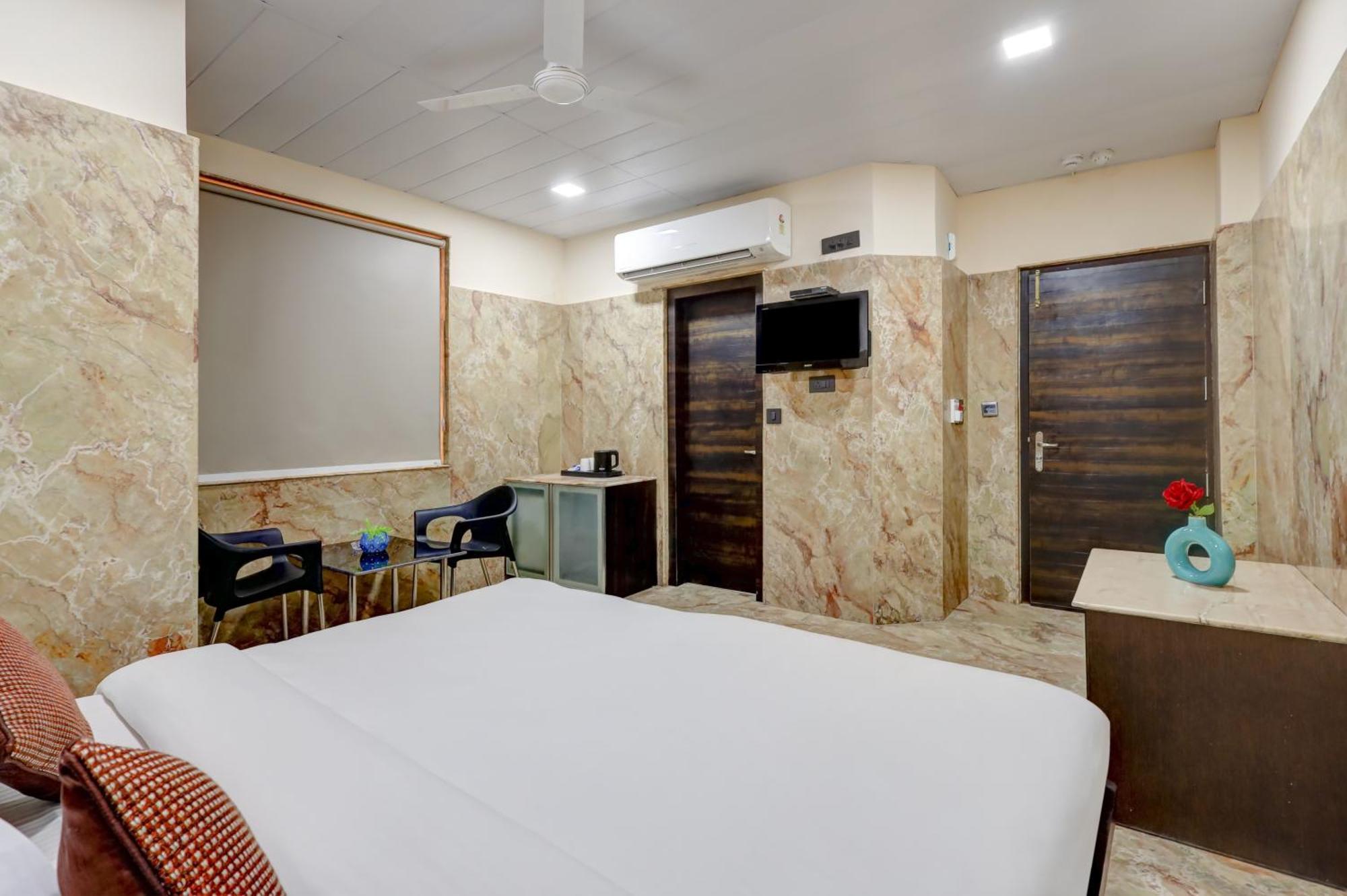 Hotel Singh Palace Делі Екстер'єр фото