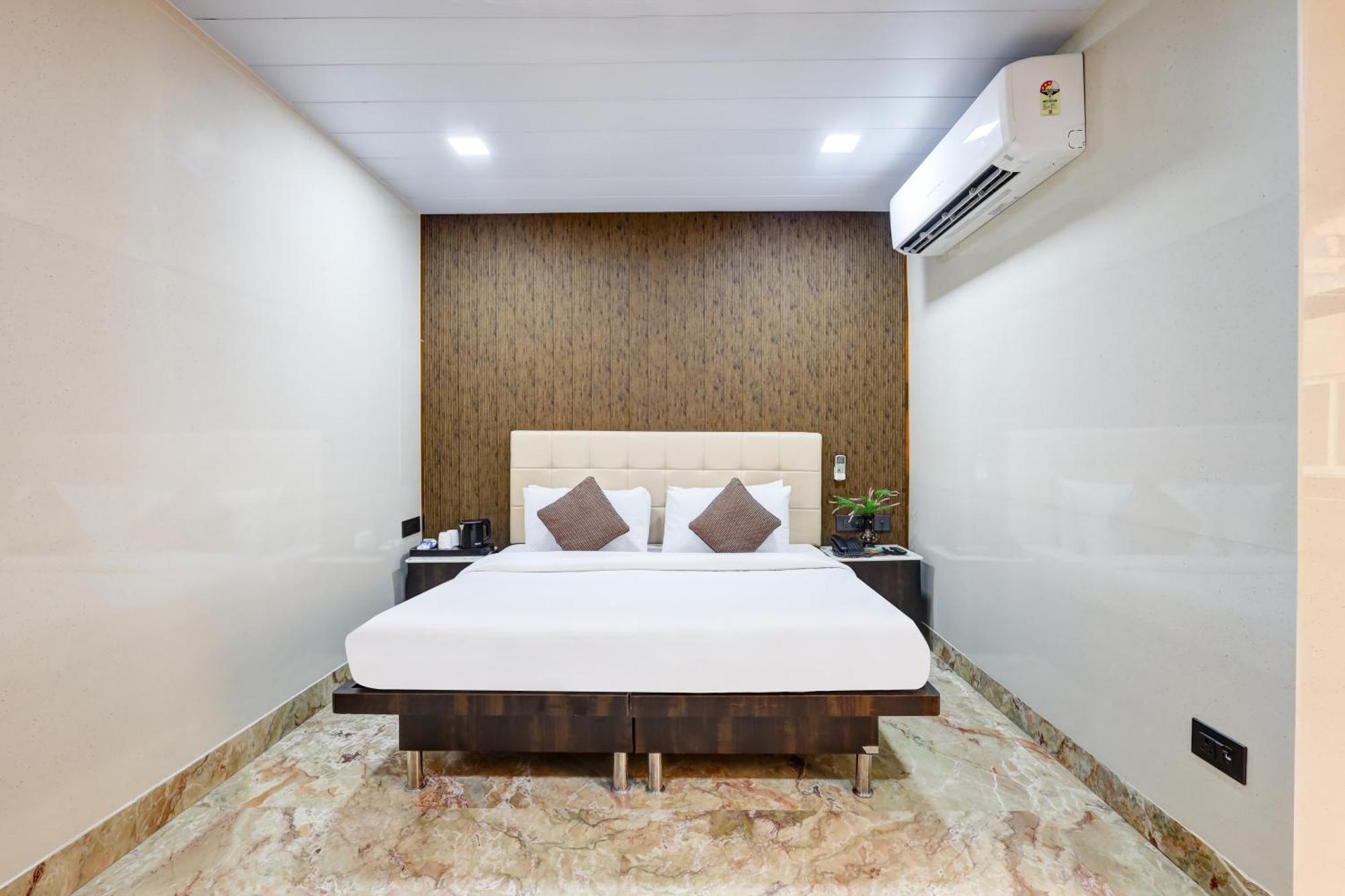 Hotel Singh Palace Делі Екстер'єр фото